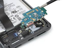 Charging port repair for Samsung Galaxy phone